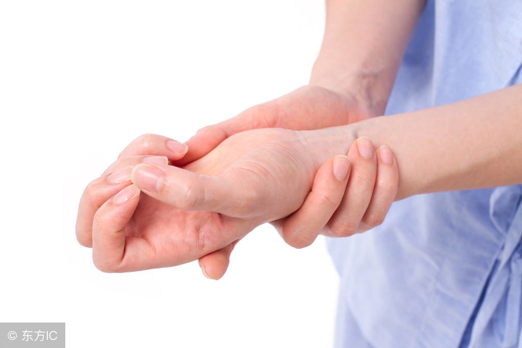 初期打生物制剂能治类风湿吗,类风湿打强克针能治好吗