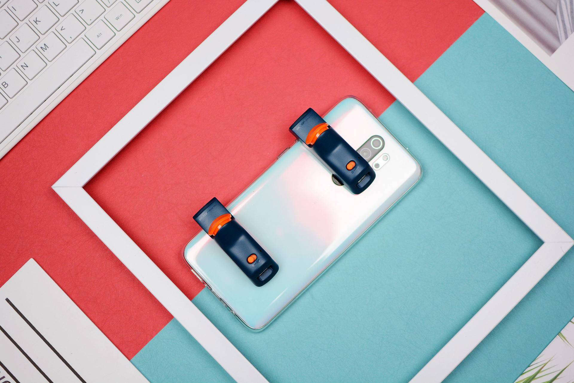 只用一个吃鸡神器手感更好,手机吃鸡神器按键最好用的一款