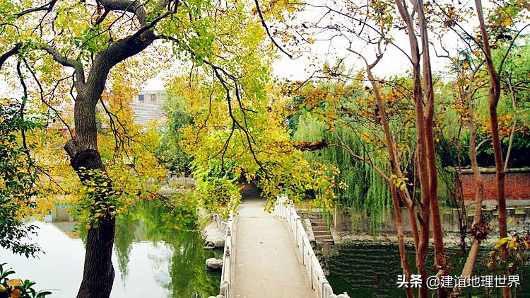 江苏人口最多的县沭阳，有一个历史名园，与一个著名历史人物有关
