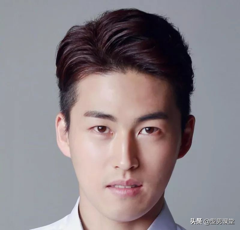 男生烫发三款建议,男生烫发的类型和效果