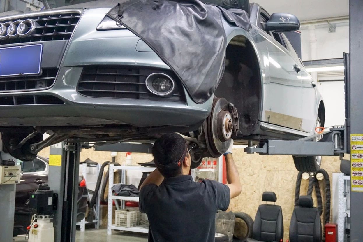 下摆臂衬套老化有什么影响,下摆臂衬套老化开裂