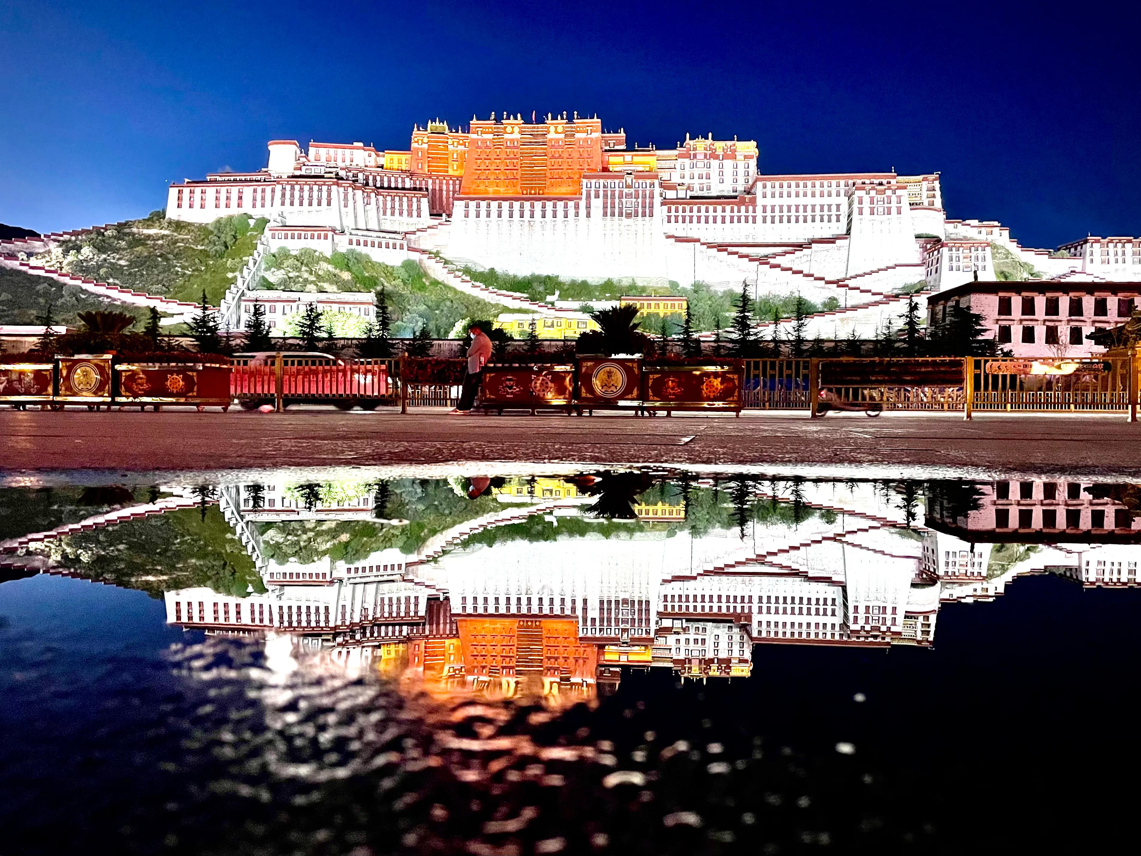 藏西秘境布达拉宫,西藏布达拉宫简介