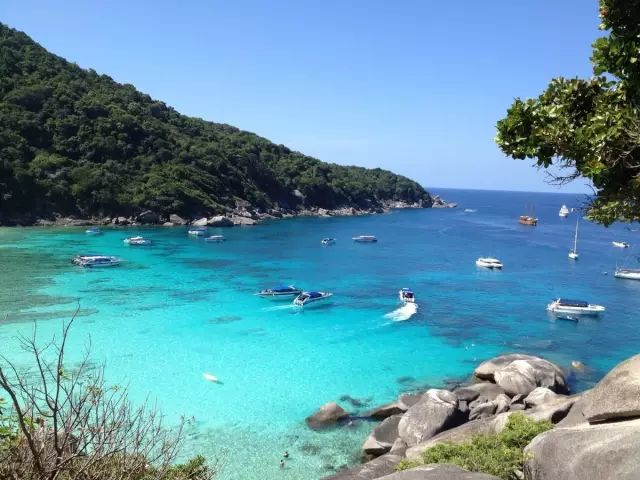 去泰国为什么不能进2楼酒吧,去泰国为什么不能坐摩托车