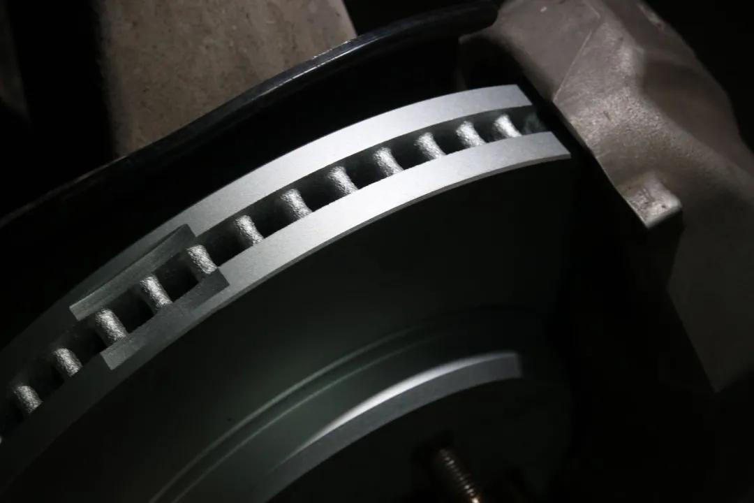 老车翻新：翻新05年残破的雷克萨斯LS430，百万老车，满血复活