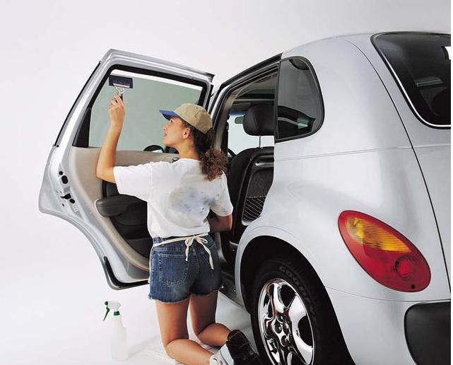 科普贴车玻璃贴的膜起泡了怎么办,车玻璃膜起泡用吹风机可以除去吗