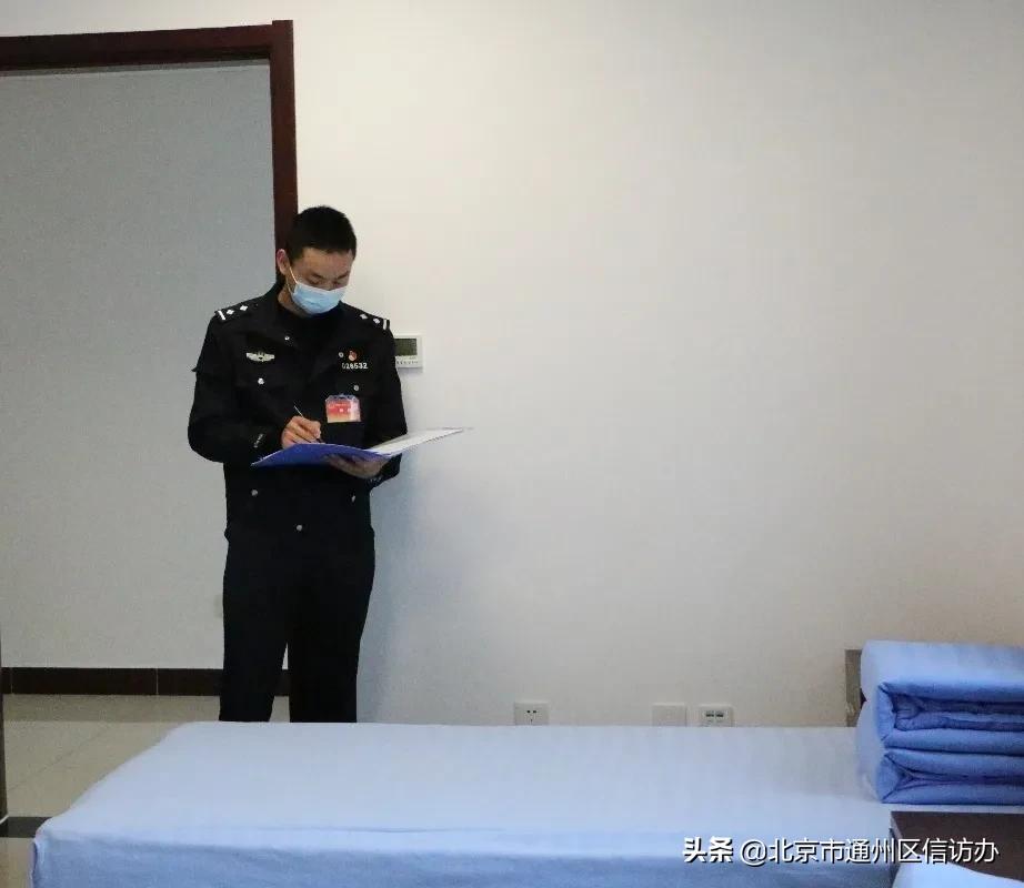 新提拔领导干部培训班,给新上任的基层专干培训