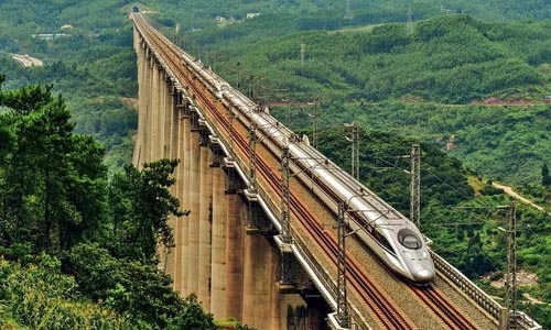 高铁通了，房价不涨反跌，人去楼空成普遍现象，这是为什么？