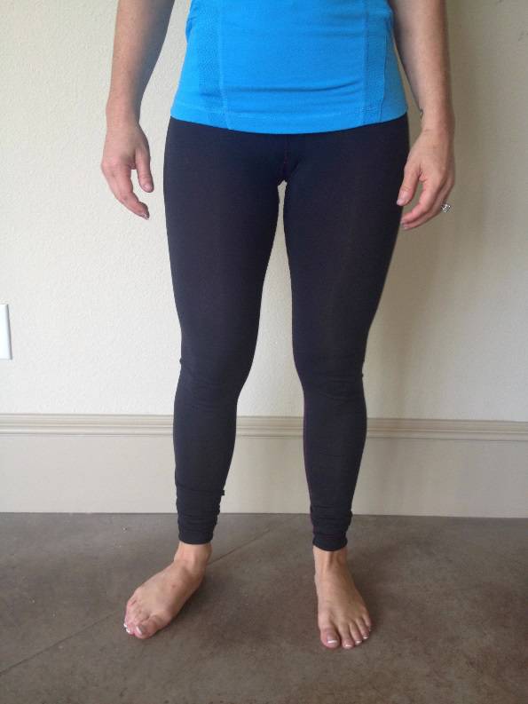 跑步时脚是外八字怎么纠正,膝盖内扣脚外八字跑步