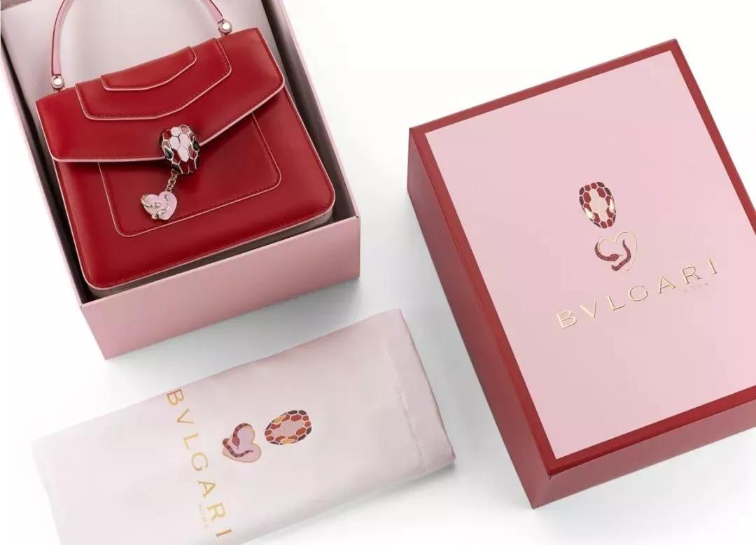 宅了大半个月!情人节就是想买!买!|撸铁妹专栏