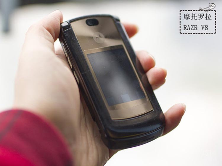 motorazr四代,motorazr2019翻盖折叠屏