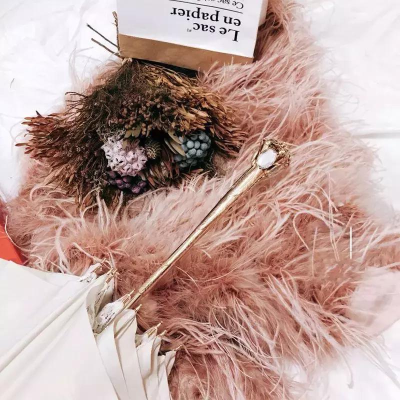 时髦精の恋物癖：易拉罐香水、玳瑁牙刷、“爱马仕”香氛...