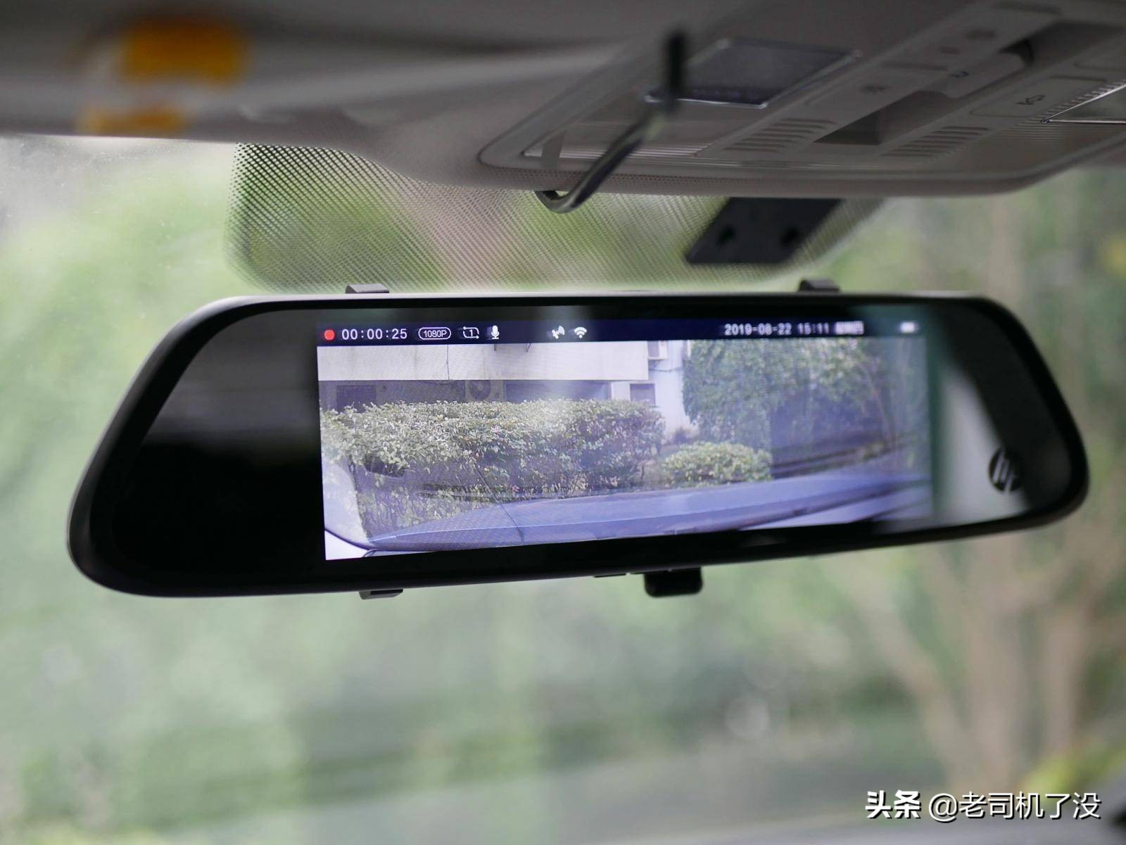 300元，后视镜记录仪怎么选？用惠普f730x对比360M320告诉你