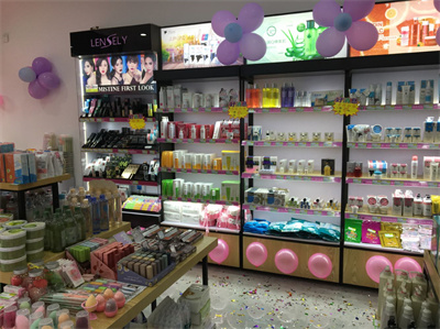 小资生活化妆品店周口加盟,创业做化妆品代理商怎么样