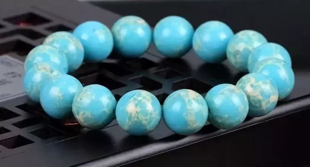 这些珠宝千万不要买,这几种假珠宝千万不能买