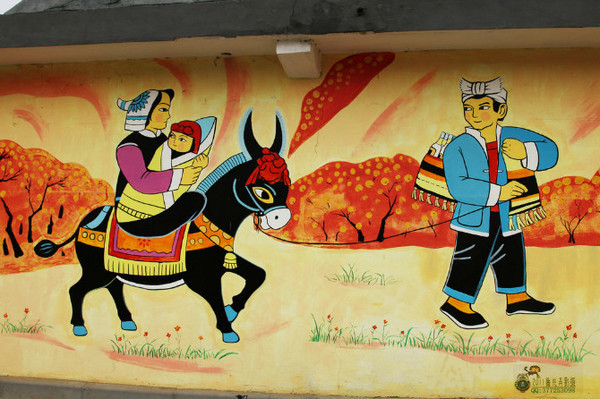 陕北的安塞不仅有响彻大地的腰鼓，还有奇美的农民画....