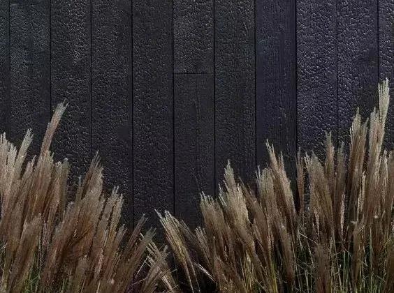 老木板更有质感,什么东西能让木板有光泽