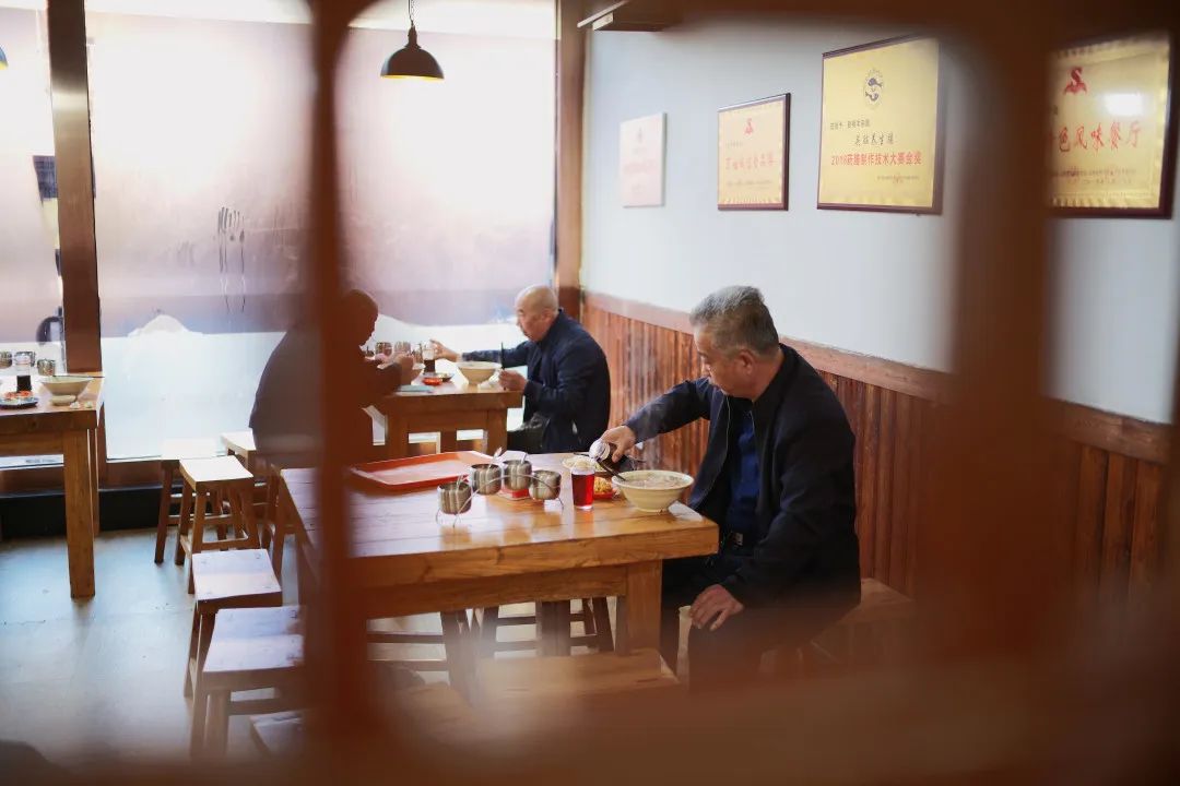 骑自行车去俄罗斯老宋,骑28自行车