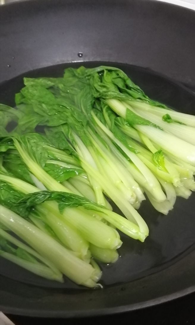 晒青菜干的教程,适合晒菜干的青菜