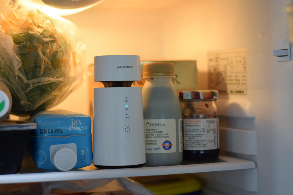 国货之光，彻底解决冰箱异味问题，体验后发现还支持手机操作