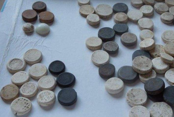 宋朝下棋姿势,宋代象棋士