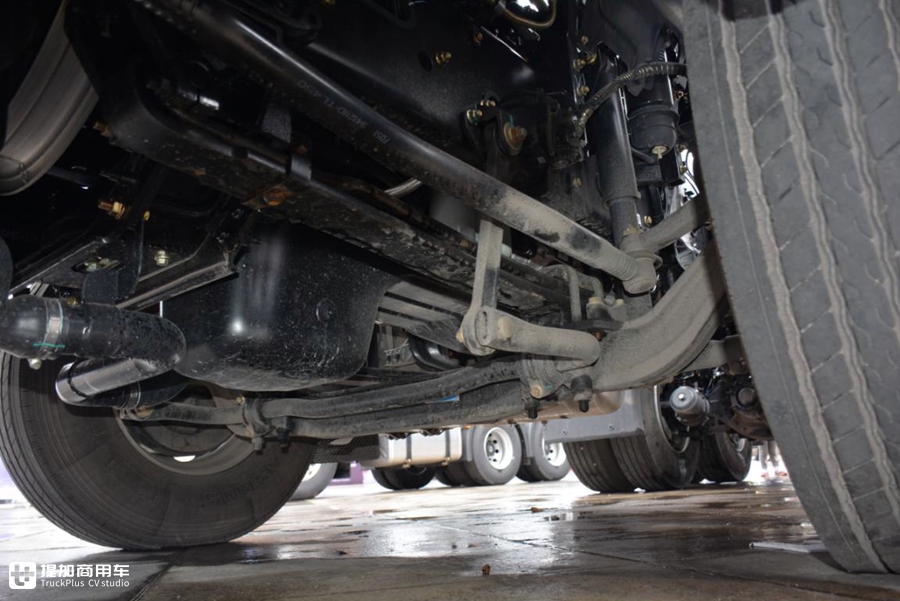 新东风天龙kl怎么样,2017款东风天龙kl9.6配置介绍