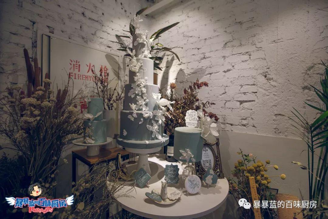 来这家店你真没办法好好吃饭，每道菜都堪比艺术品，好吃到光盘