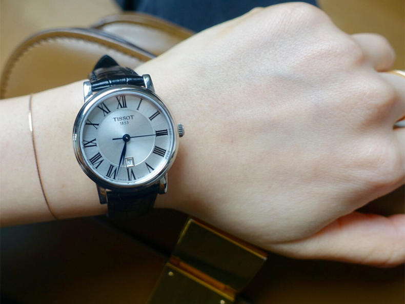 天梭小美人石英女表1500靠谱吗,天梭23新品魅时钢带石英情侣女表