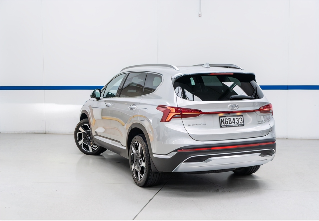 2010现代圣达菲2.4排量7座,现代圣达菲2.7图片