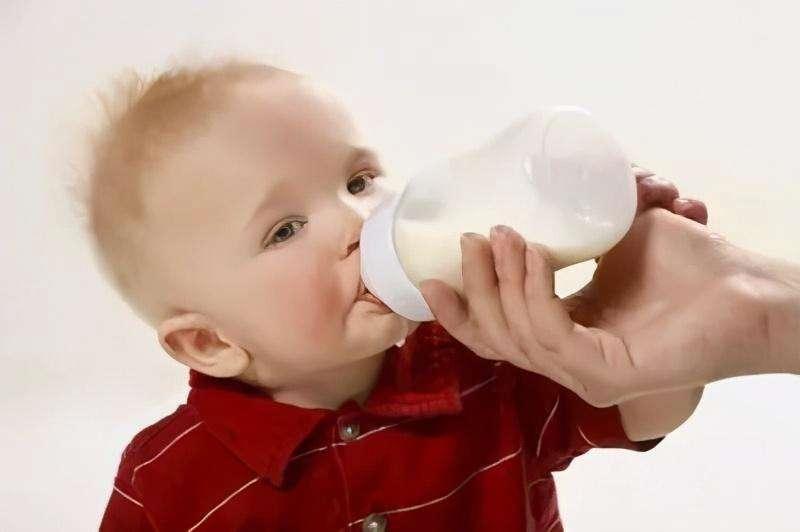 宝宝奶粉怎么断夜奶最快最有效,奶粉喂养的宝宝怎么断夜奶