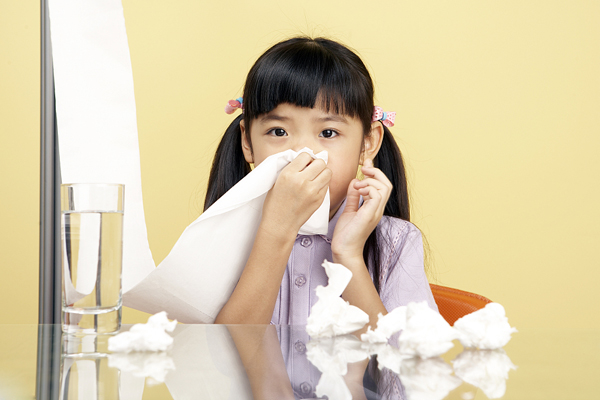 宝宝鼻炎咳嗽的症状都有哪些表现,怎么判断宝宝是鼻炎引起的咳嗽