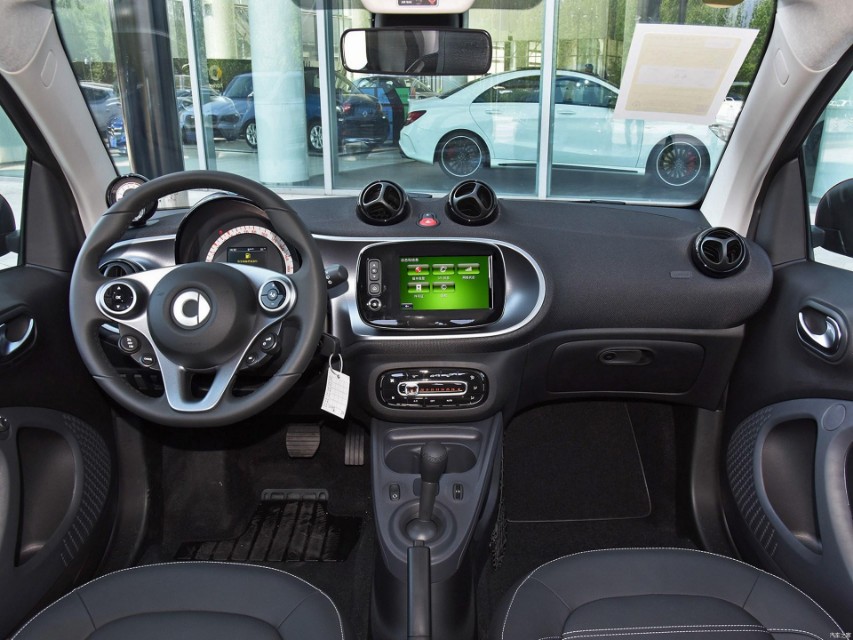 奔驰smart为啥停产,奔驰smart库存成灾