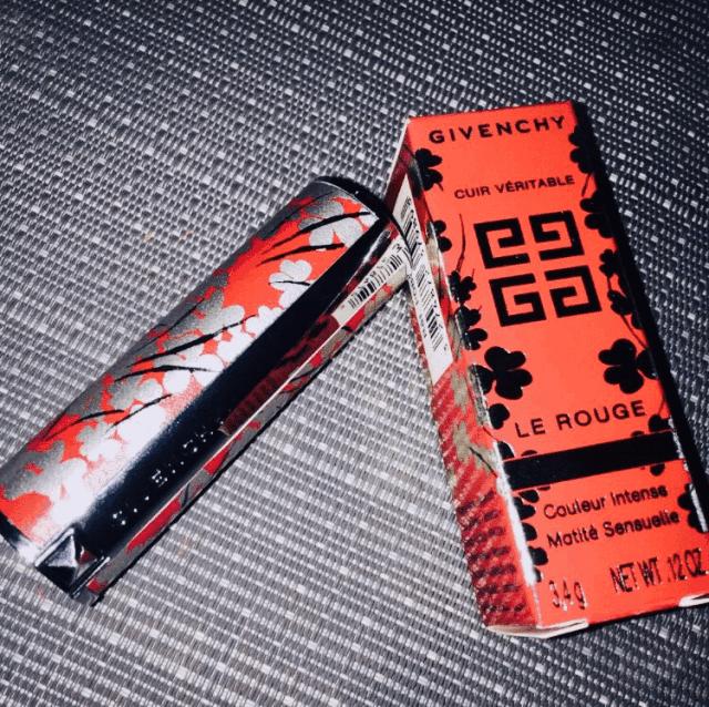 刚认识的女朋友情人节送什么礼物,情人节送四十多岁女朋友什么礼物