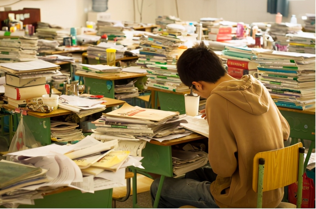 读三本还有救吗,普通家庭读三本还是大专