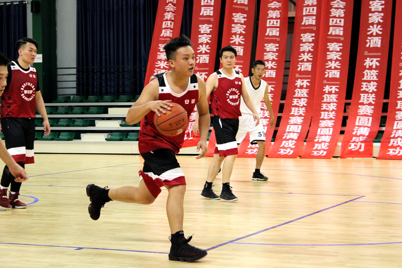 江西省篮球联赛南昌对阵上饶,赣州vs南昌篮球四强赛