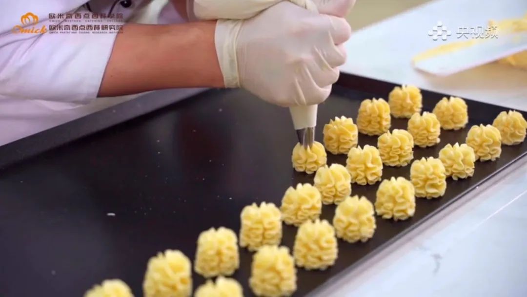 专业手法教你网红界“扛把子”——云顶曲奇，颜值与味道齐飞！