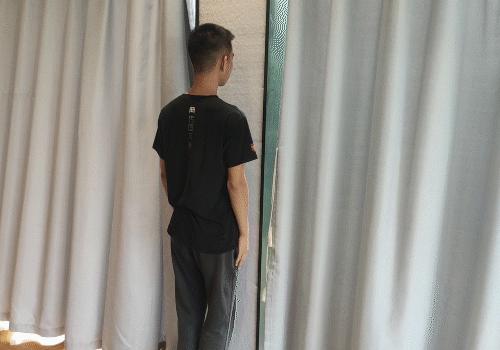 驼背了怎么办?教你两个方法