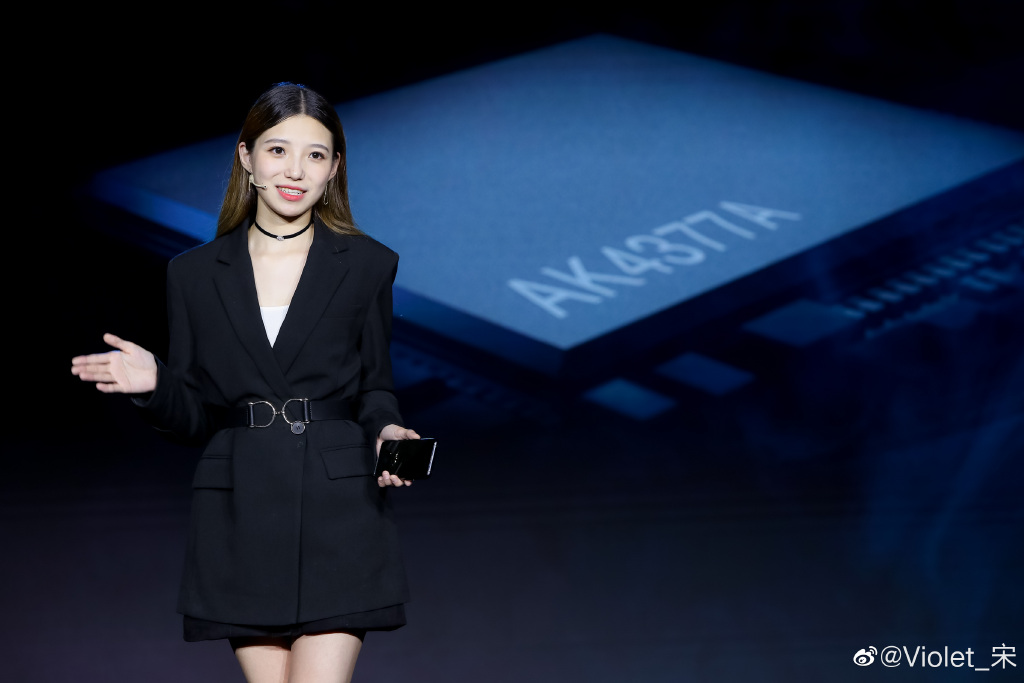 两千五左右的5g手机推荐性价比高,8g+256g的5g手机值得买哪一个