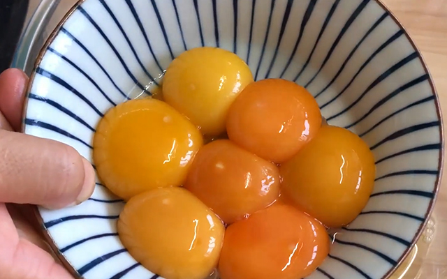 轻乳蛋糕步骤,口感细腻紧实的蛋糕做法