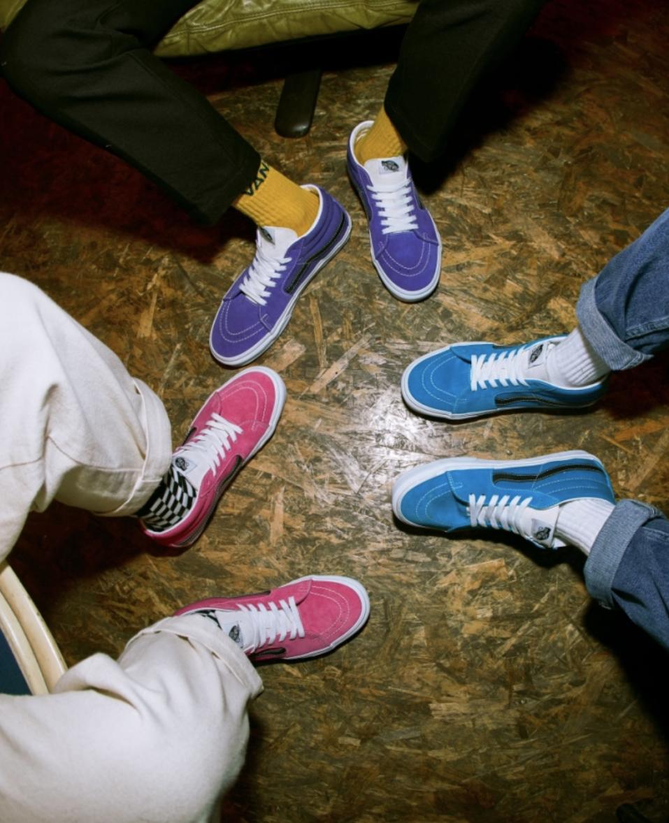 今年流行的帆布鞋长什么样子,今年流行的帆布鞋花纹