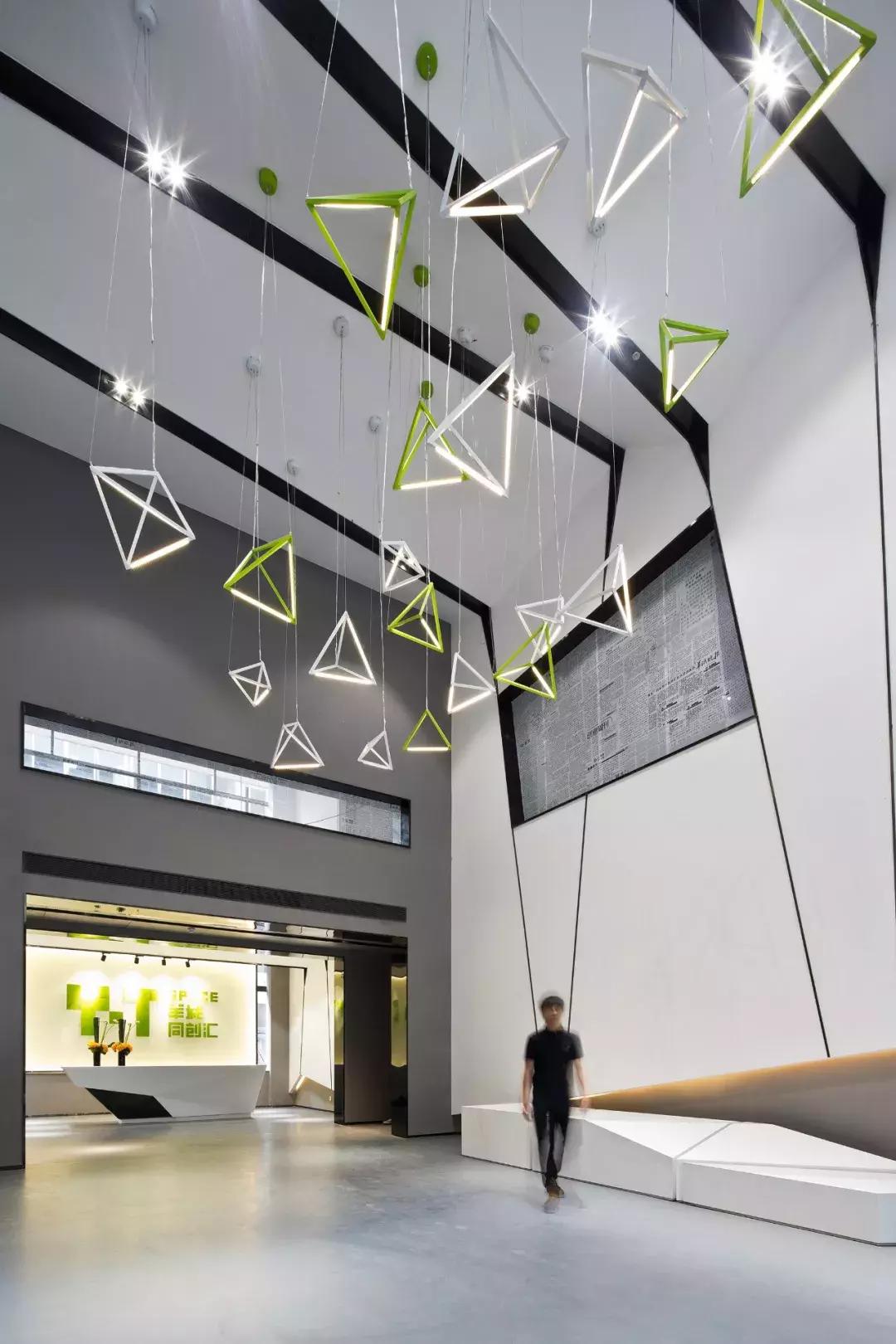 极简风高级感配色方案,高级灰意式极简沙发