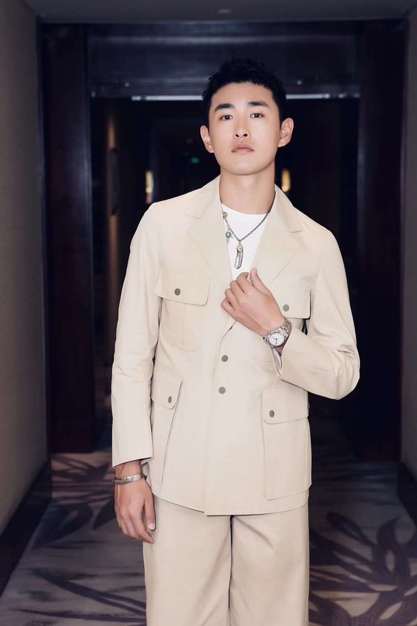 优资莱携手王彦霖开创单品牌店购物新模式