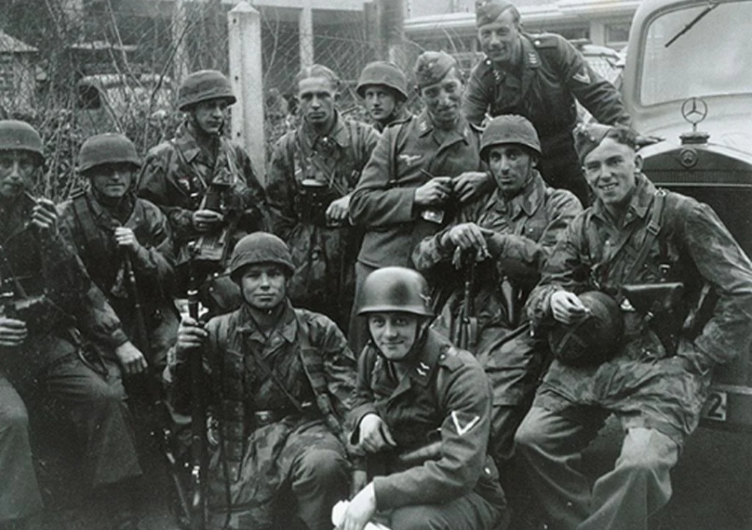 绿*魔色**鬼：德军伞兵第一师，堪比美国101空降师的精锐部队