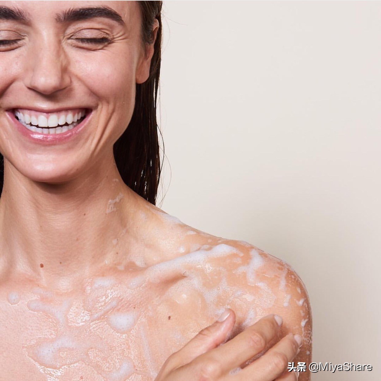 “外油内干”的皮肤别再控油！3个方法：远离出油脱皮，皮肤水嫩