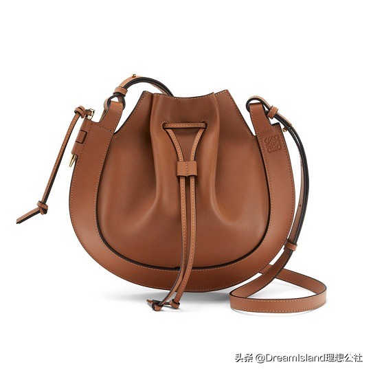 loewe黑色马鞍包,新包蔻驰