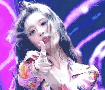 国民女神裴秀智iu,裴秀智和iu谁名气大