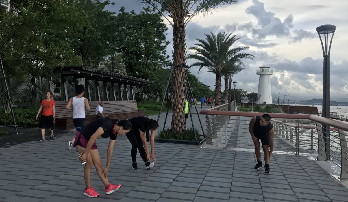 跑步一年小腿变化怎么样,跑步一天后腿变粗的原因