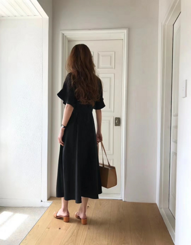 小个子偏瘦韩版气质夏季拼接裙,夏季v领黄色宽松韩版裙