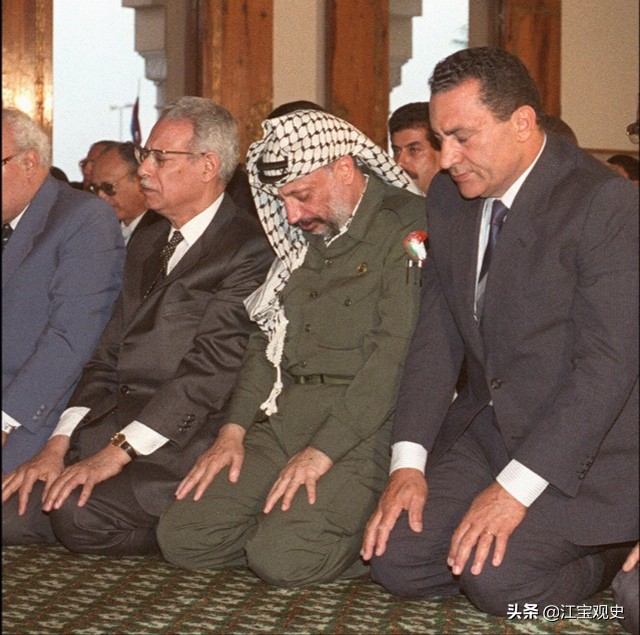 巴勒斯坦的英雄阿拉法特！14次访华，寻求总理给出建议想抱大腿？