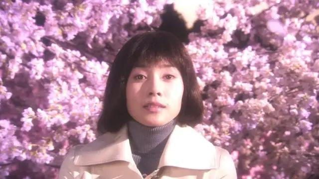 “生而为人，我很抱歉”，太宰治的一生，乃至今日，仍颇受争议