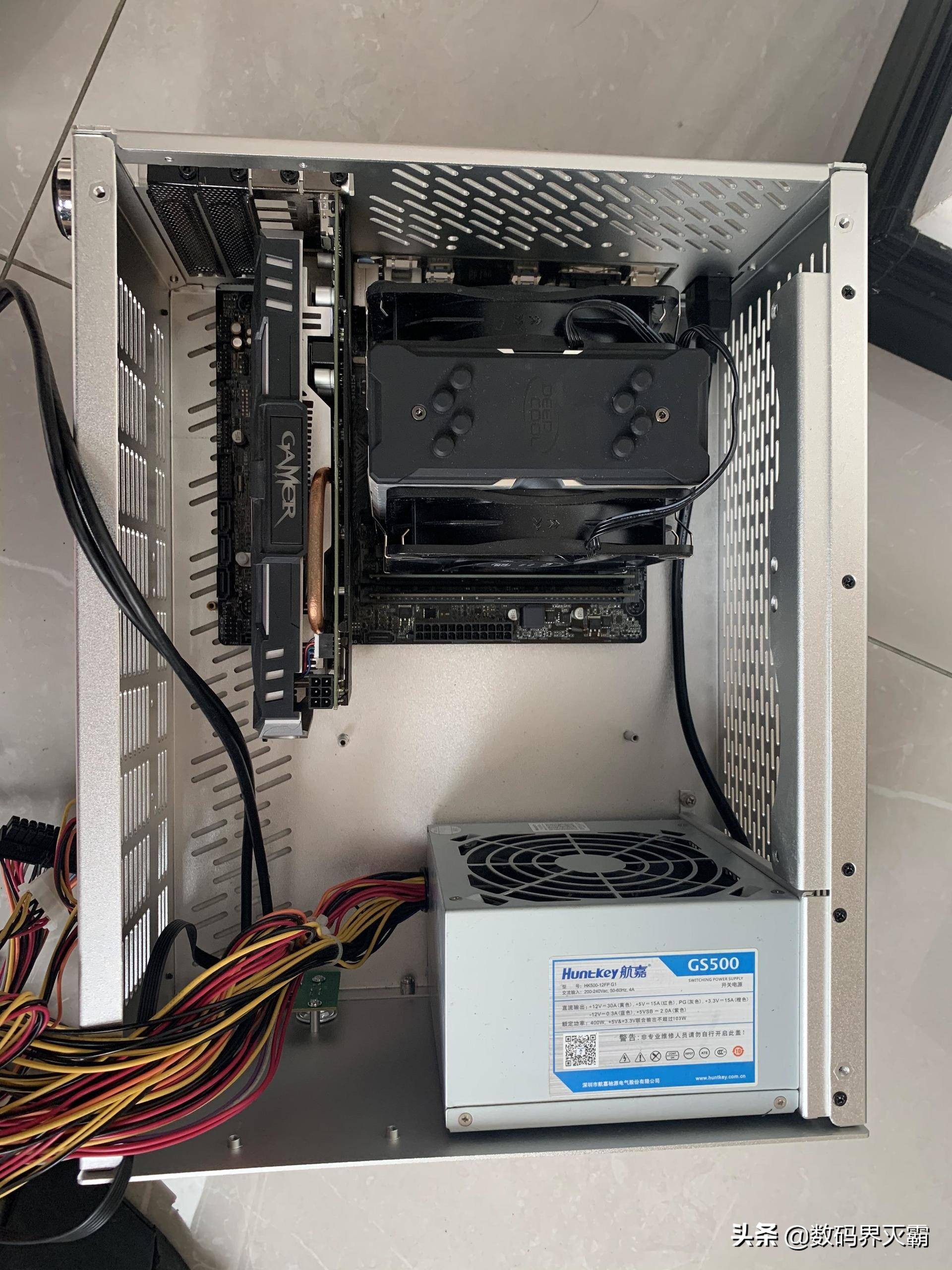 电脑小白穷折腾,我需要一台小机箱,雷匠,Rayarti-M3机箱使用分享